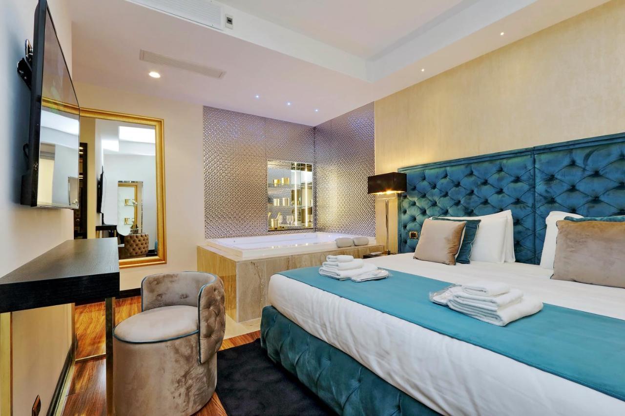 Trevi Diamond Luxury Suites & Jacuzzi Roma Exterior foto