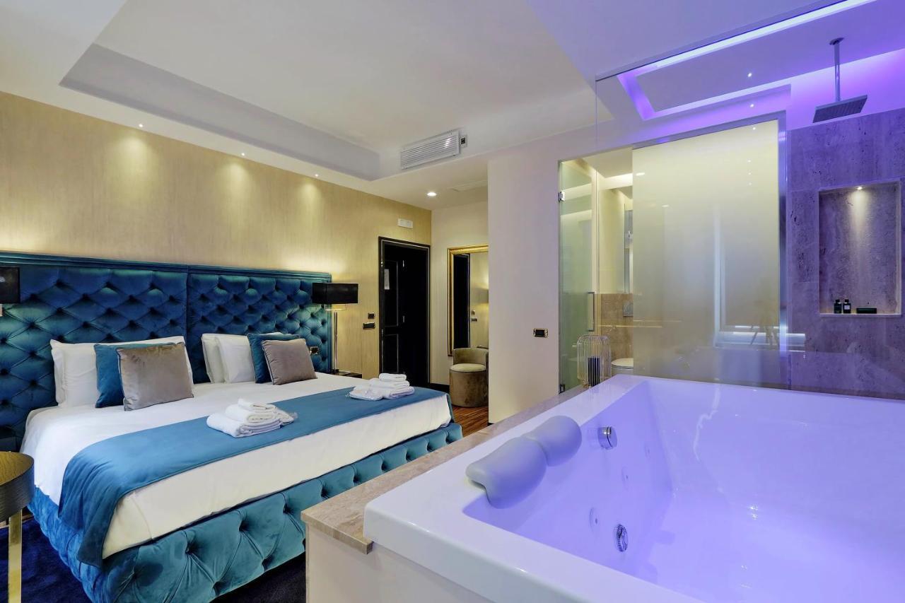Trevi Diamond Luxury Suites & Jacuzzi Roma Exterior foto